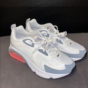 Size 10 Nike Air Max 200